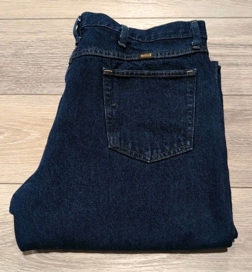 RUSTLER by WRANGLER MEN'S 40 x 32 STRAIGHT BLUE JEANS DARK WASH EUC